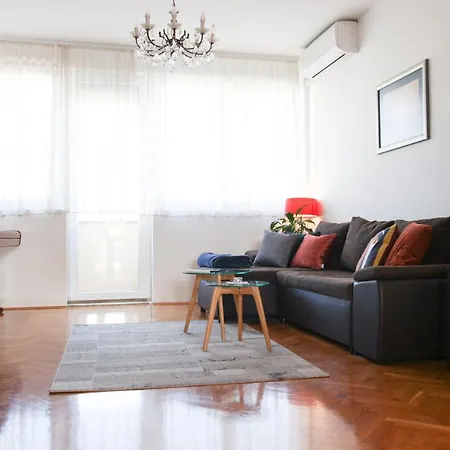 Kate'S Apartment Split Exterior photo